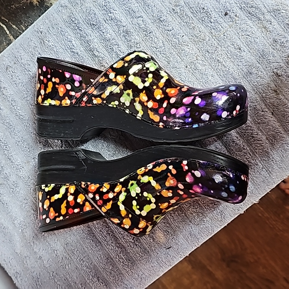 Dansko Clogs Multicolor - image 2